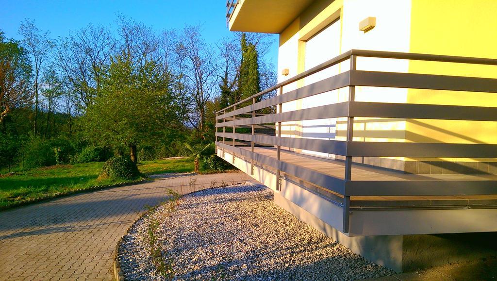 B&B Vinago Belvedere Mornago ภายนอก รูปภาพ