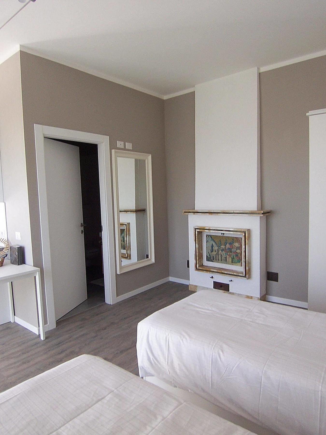 B&B Vinago Belvedere Mornago ภายนอก รูปภาพ